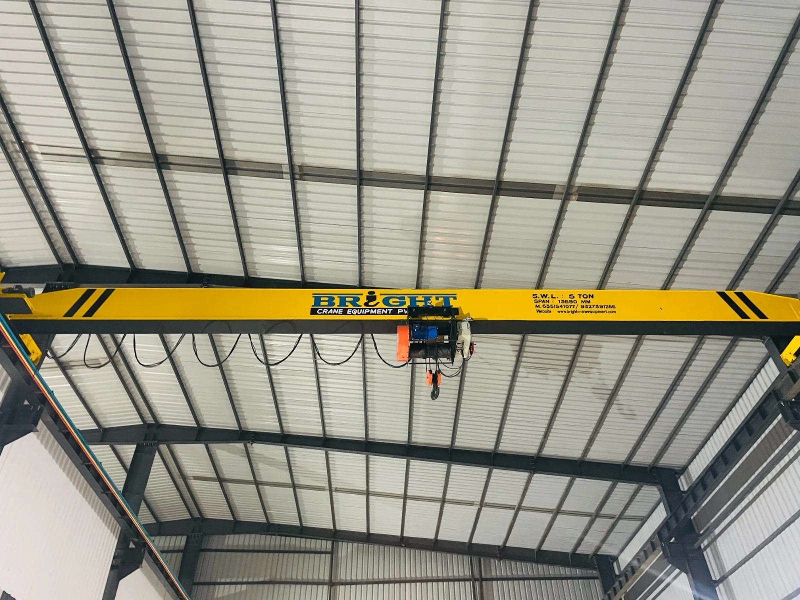 Single girder crane Ahmedabad